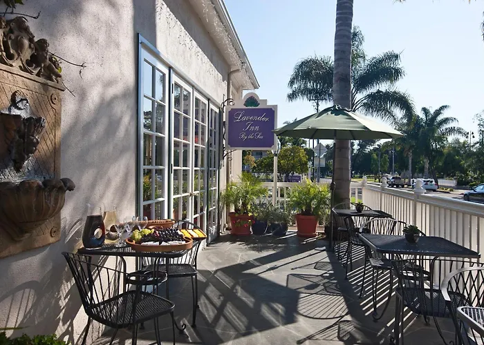 Lavender Inn By The Sea